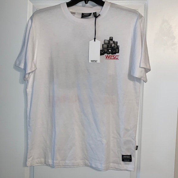 WESC Tops - NWT Unisex “Media Junkie” Tee